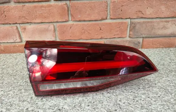 BMW 2 Active Tourer U06 Rear/tail lights 8494361