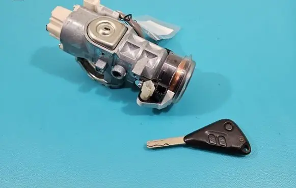 Subaru Impreza III Ignition lock IMPRK1415819