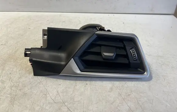 BMW i4 Dashboard side air vent grill/cover trim 5A3B8D0 9N962307710