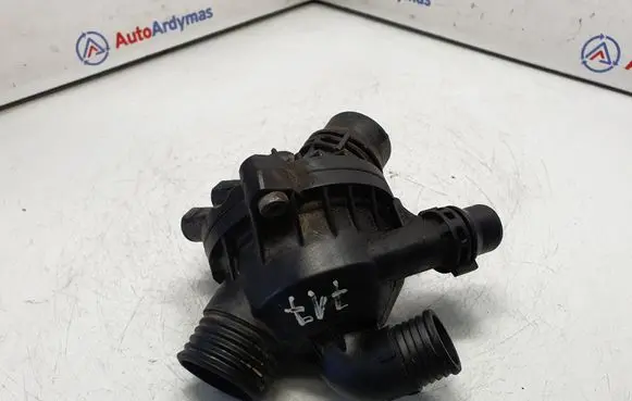 Thermostat/thermostat housing