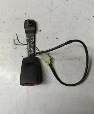 Subaru Impreza I Front seatbelt buckle faw1894f41wa5054
