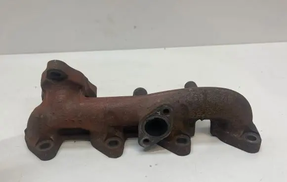 Hyundai i40 Exhaust manifold