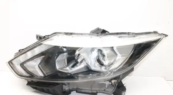 Nissan Qashqai Headlight/headlamp