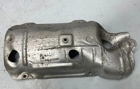 Opel Zafira C Exhaust heat shield 55562332