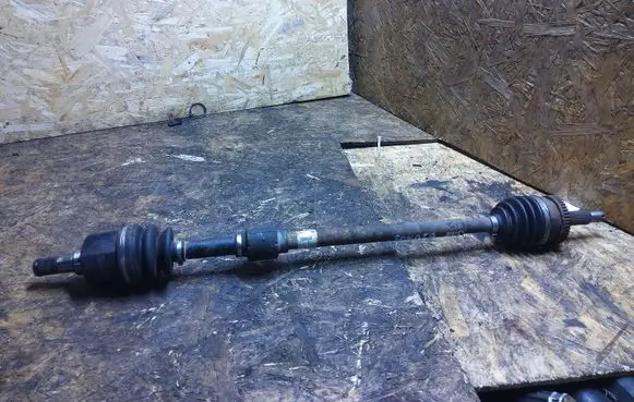 Hyundai Sonata Front driveshaft 495003K060
