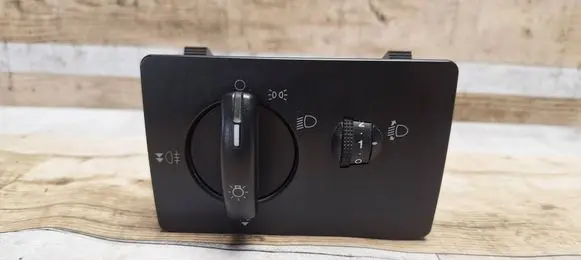 Light switch
