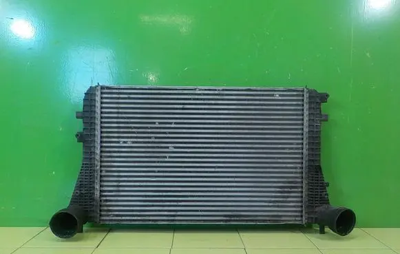 Volkswagen Tiguan Intercooler radiator 16AB73