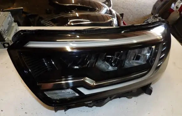 Renault Kangoo III Headlight/headlamp 260608525R
