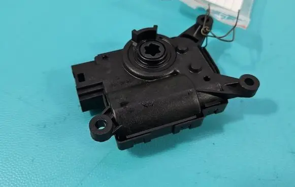 Skoda Kamiq A/C air flow flap actuator/motor 2Q0907511E IMPRK1544798