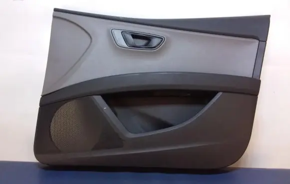 Seat Leon (5F) Door card panel trim set 