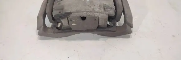 BMW 7 F01 F02 F03 F04 Front brake caliper