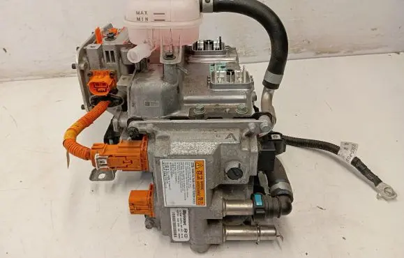Hyundai Tucson IV NX4 Voltage converter inverter 366003DAMO