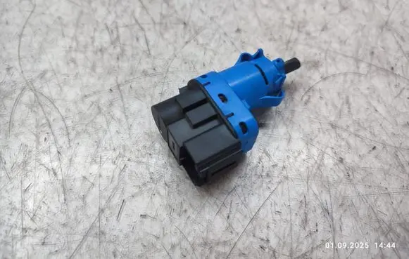Mazda CX-5 Brake pedal sensor switch