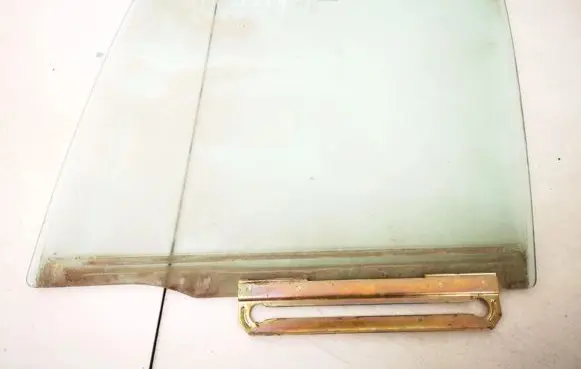 Mazda 323 F Rear door window glass