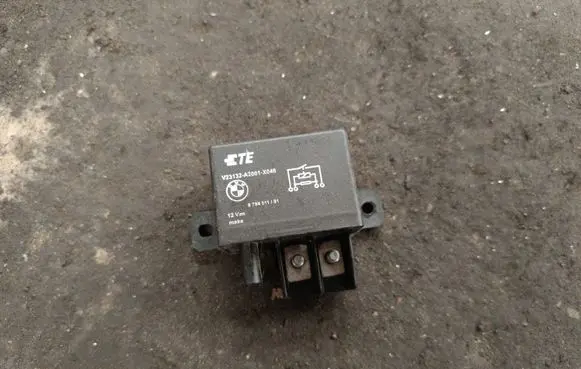 BMW X5 F15 Coolant fan relay 8794011