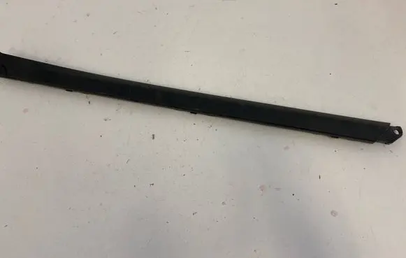 Porsche Cayenne (9Y0 9Y3) Side skirt rear trim 7P5853540