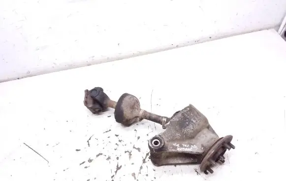 Jaguar XJS Rear wheel hub P26698