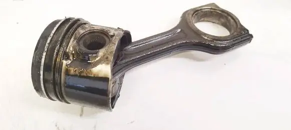 Piston with connecting rod
