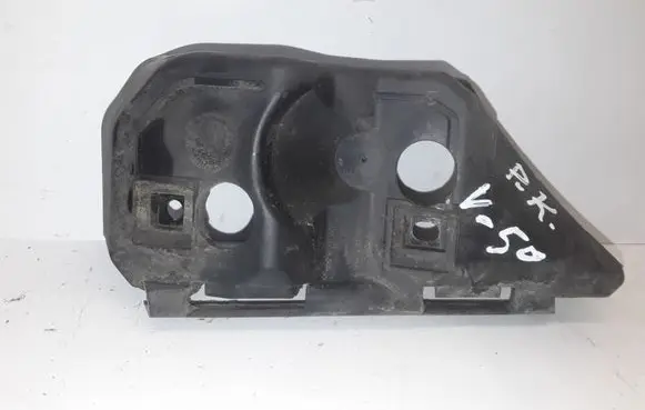 Volvo V50 Front bumper mounting bracket 30655874