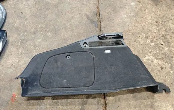 Audi A5 Sportback 8TA Trunk/boot side trim panel 8T8863879P 8T8863879