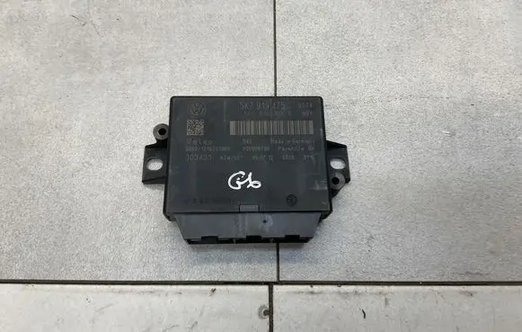 Volkswagen Golf VI Parking PDC control unit/module 5K7919475