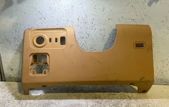 Jeep Grand Wagoneer Other interior part