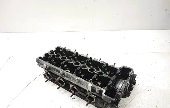 BMW 3 E90 E91 Engine head 7785876 7781211