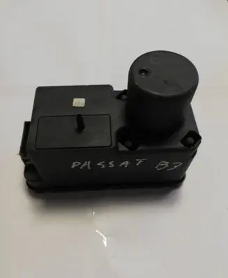 Volkswagen PASSAT B3 Central locking vacuum pump 357962257