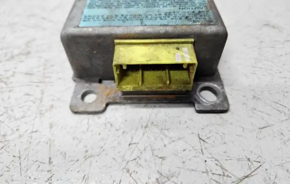 KIA Sportage Airbag control unit/module 0K082677F0