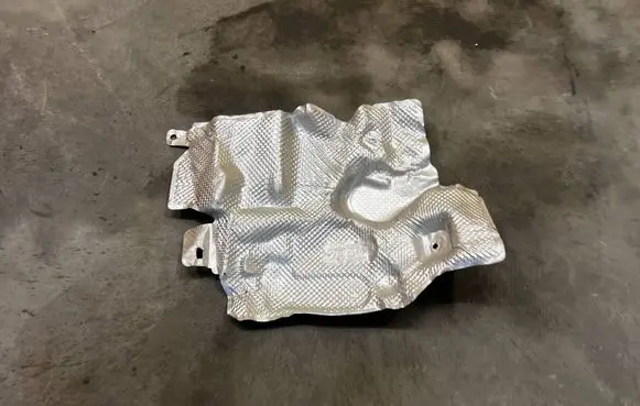 Renault Clio IV Exhaust heat shield 476939109R