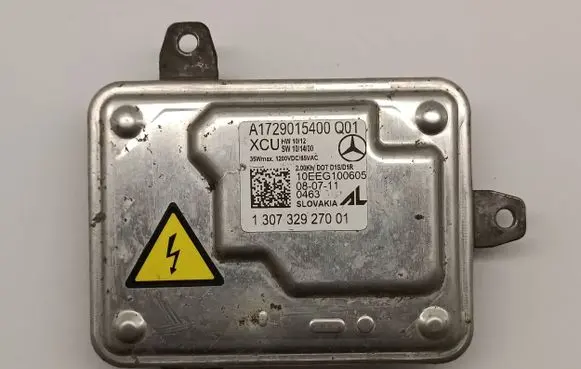 Mercedes-Benz C W204 Headlight/headlamp 130732927001 A1729015400 10EEG100605