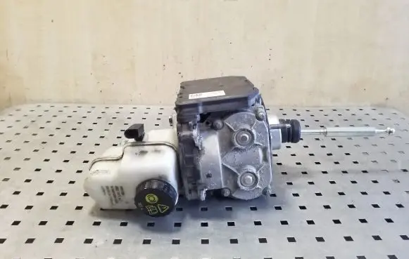 Audi A3 S3 8V Master brake cylinder 5QE614105AH 5QE611301 0204N00060