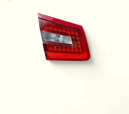 Mercedes-Benz E W212 Tailgate rear/tail lights A2128200964