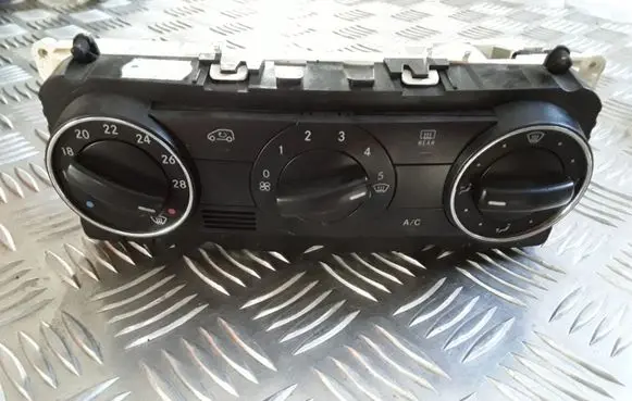Mercedes-Benz B W245 Climate control unit A1699000900 69780018