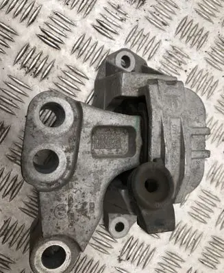 Jeep Renegade Engine mount bracket 00520709670