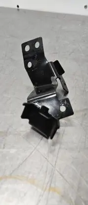 Mercedes-Benz E W213 Other engine bay part A2135010420