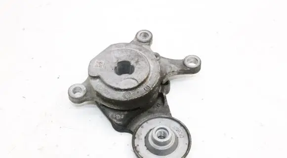 Mercedes-Benz GLA W156 Generator/alternator belt tensioner A2702000370
