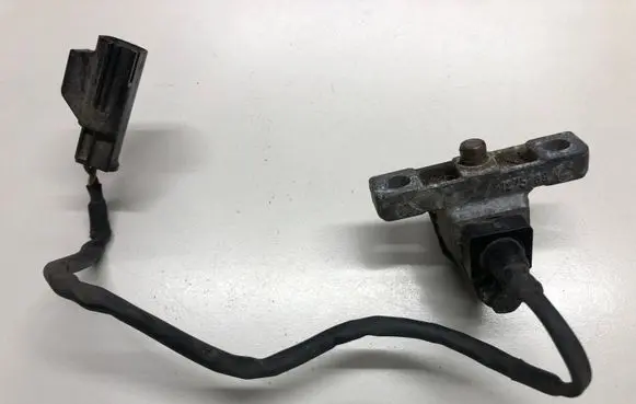 Volvo XC70 Crankshaft position sensor 1275789