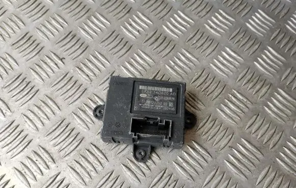 Land Rover Range Rover Sport L494 Door control unit/module EK5214D620AD
