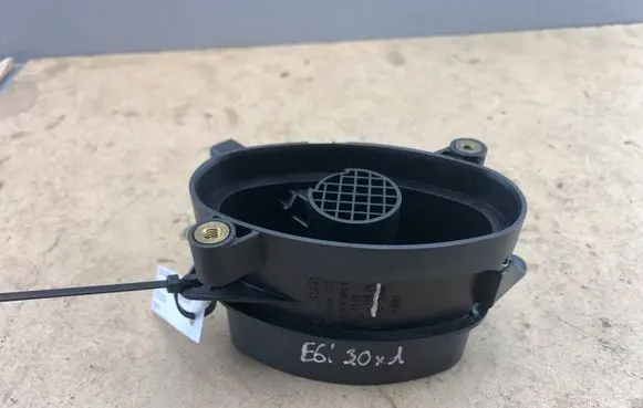 BMW 5 E60 E61 Mass air flow meter 7788744 13627788744