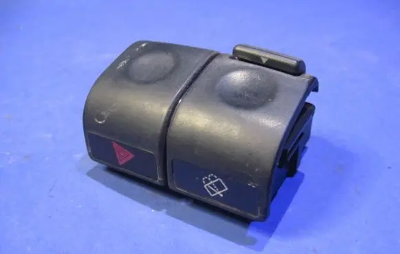 Mitsubishi Colt Hazard light switch 06006