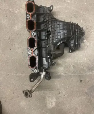 Toyota Prius+ (ZVW40) Intake manifold 1712037054