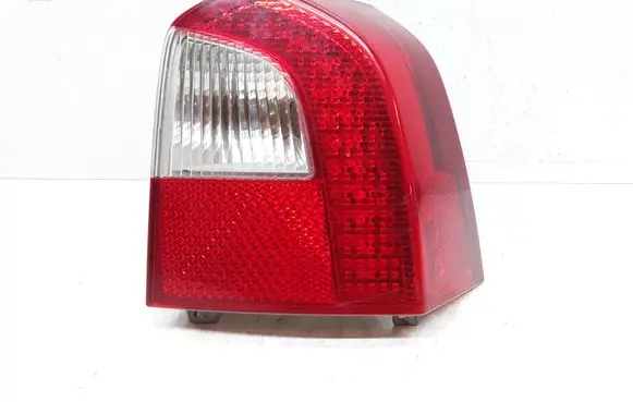 Volvo V70 Rear/tail lights 30698984