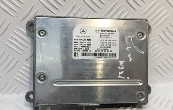 Mercedes-Benz S W221 Bluetooth control unit module A2168206526