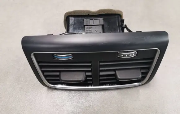 Audi A4 S4 B8 8K Rear air vent grill 8K0819203J