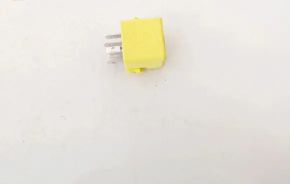 Mercedes-Benz E W210 Other relay A0025421419 V23134-A52-X335