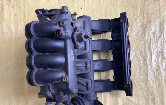 Mercedes-Benz A W169 Intake manifold A2661410201 A0051535028