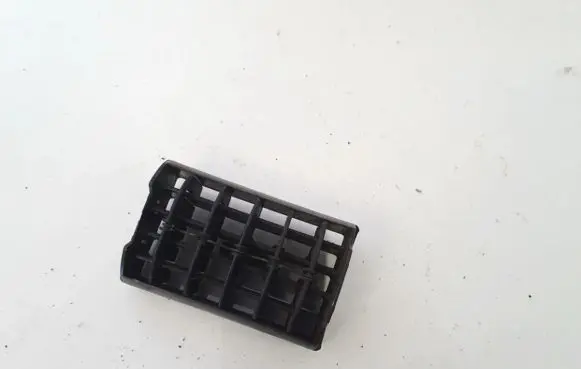 Audi 80 90 S2 B4 Dash center air vent grill 