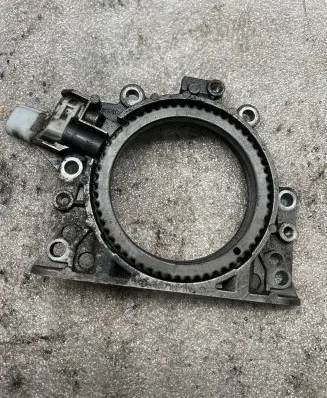 Volkswagen Tiguan Other engine bay part 03L103173