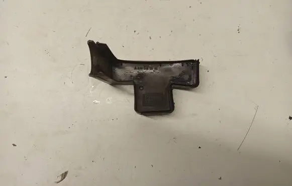 Mercedes-Benz E W211 (C) pillar trim A6385450546